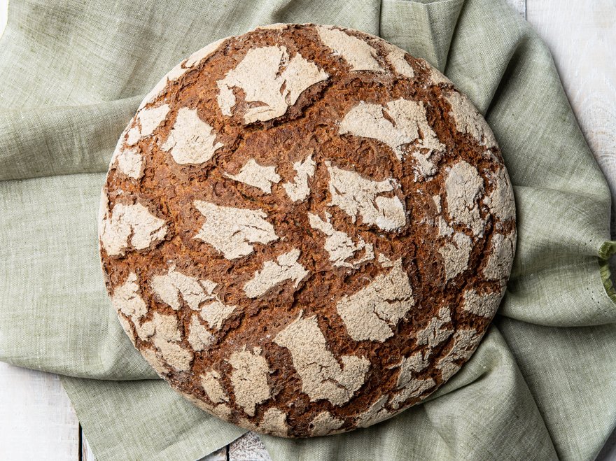 Landbrot mit Natursauerteig - Rezept | Ofner Backprofi